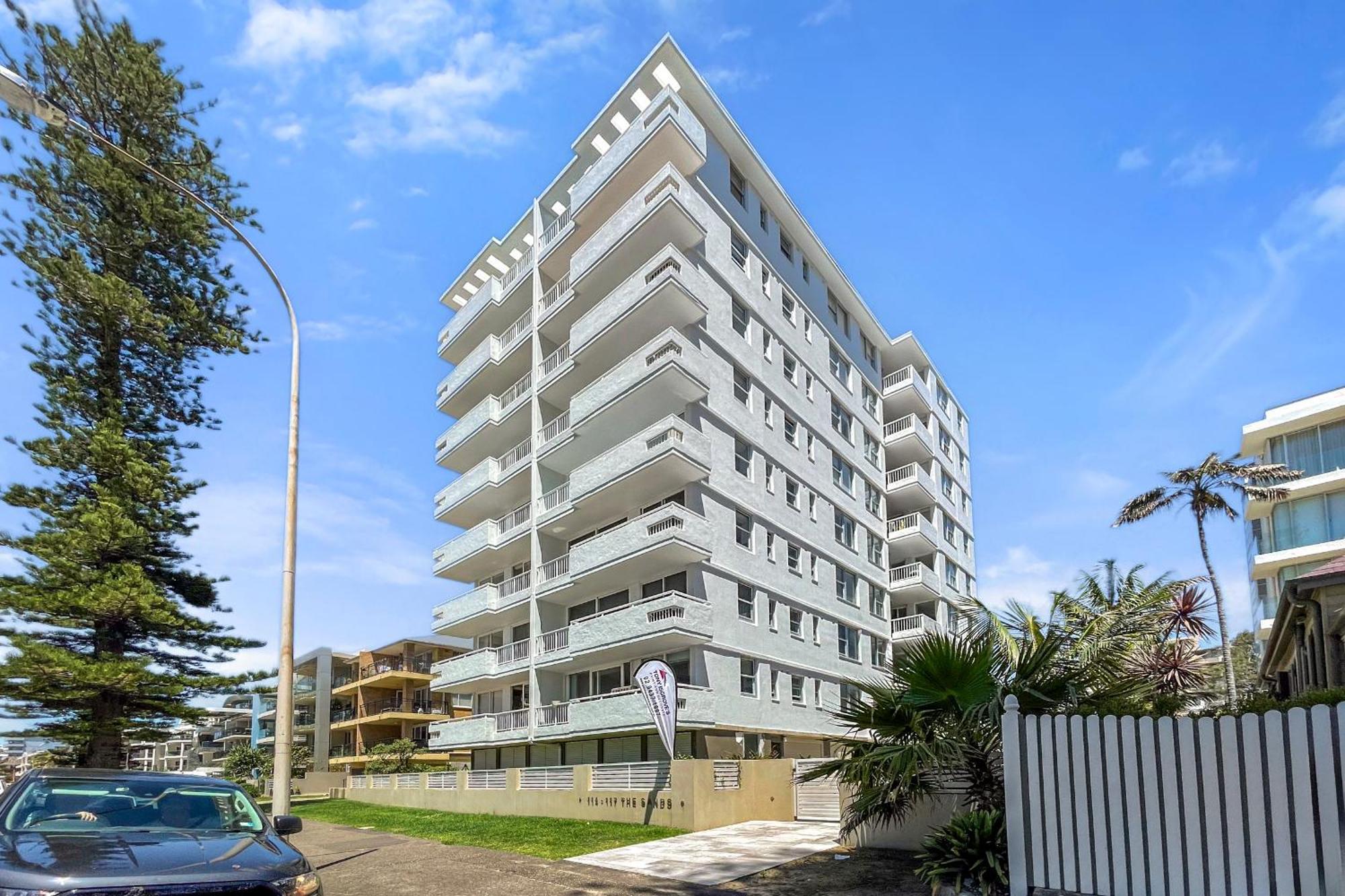 Premium Beachfront With Unbelievable Views Apartment *