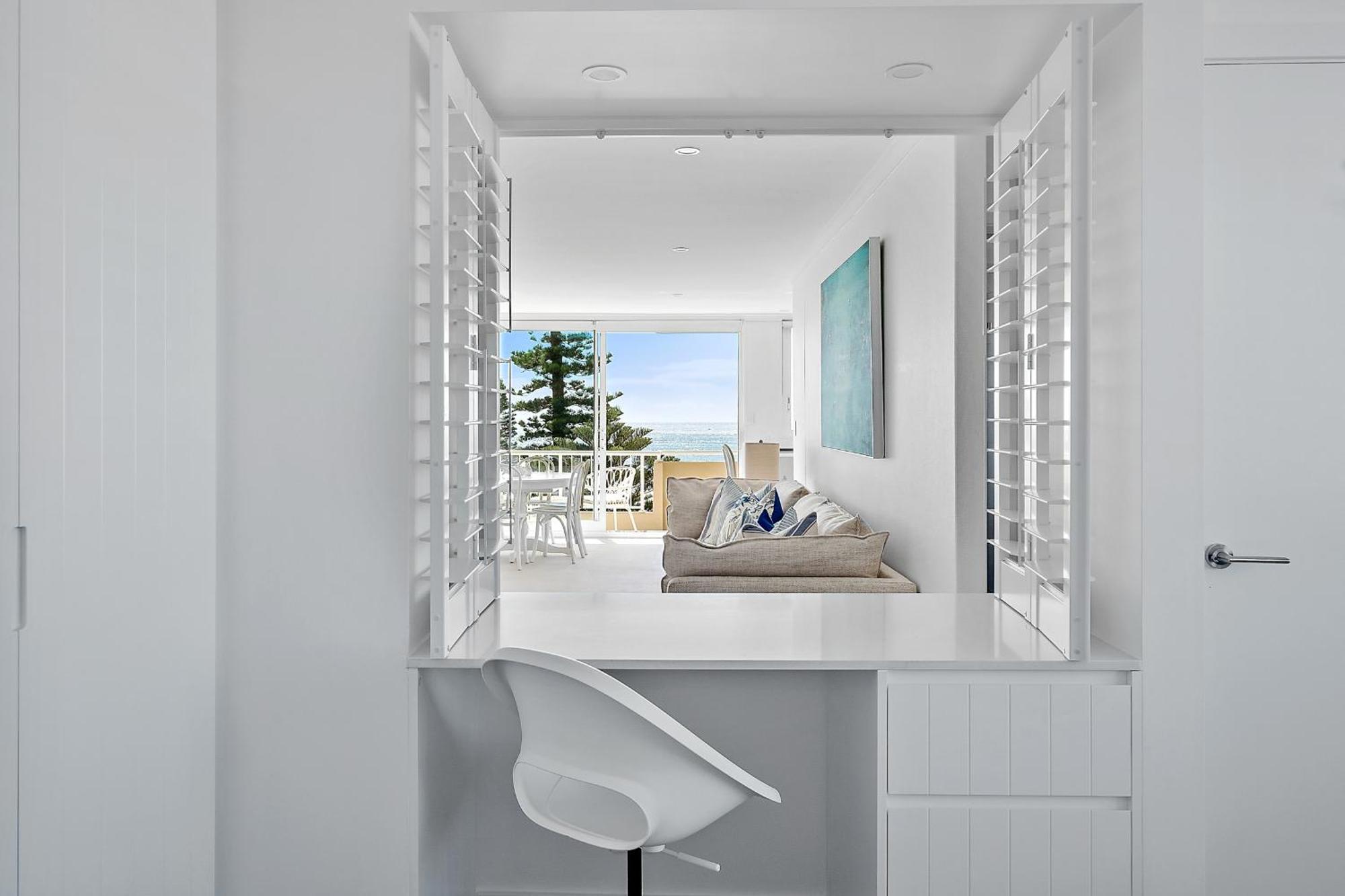 Premium Beachfront With Unbelievable Views Sydney