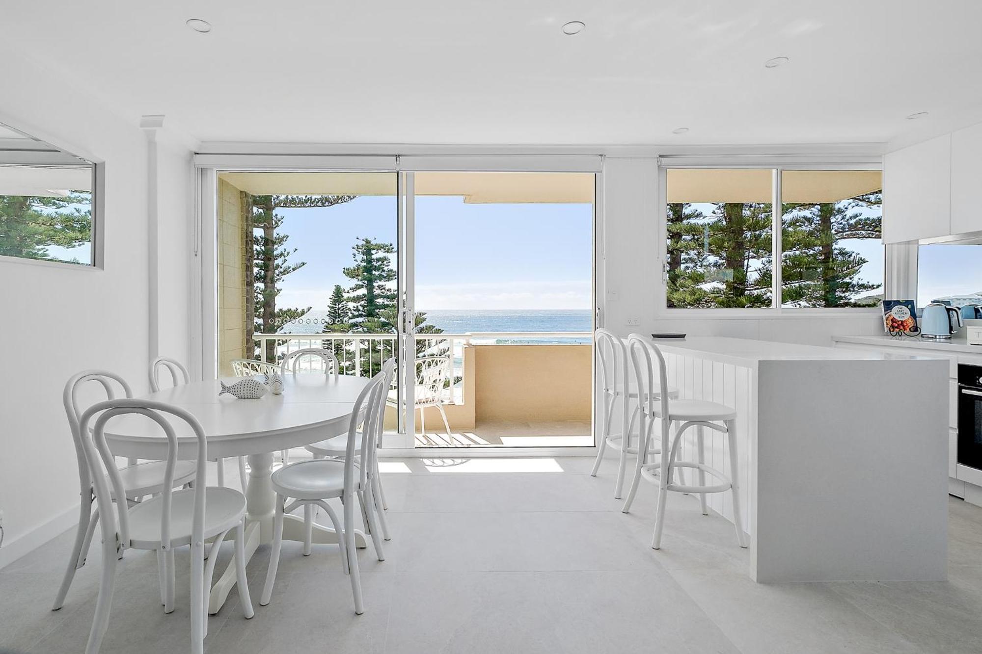 Premium Beachfront With Unbelievable Views Apartment